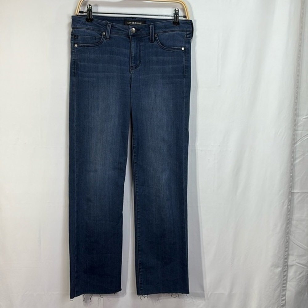 🍋 Liverpool, the straight jeans